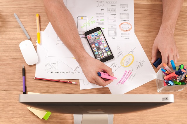 img de maintenance et sauvegarde d'un site web